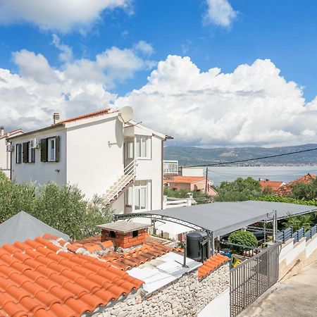 Apartments By The Sea Slatine, Ciovo - 6000 Exterior foto