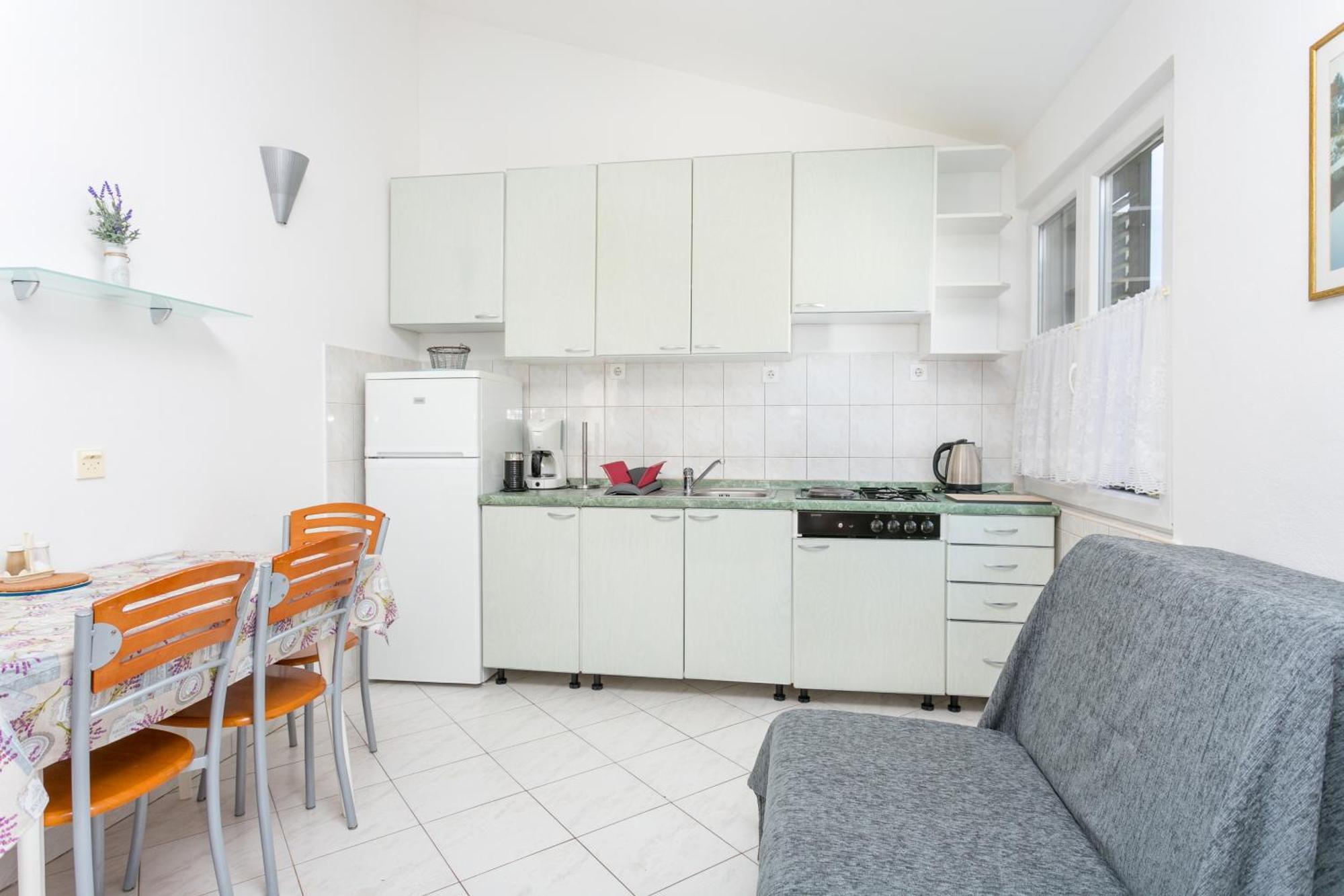 Apartments By The Sea Slatine, Ciovo - 6000 Habitación foto